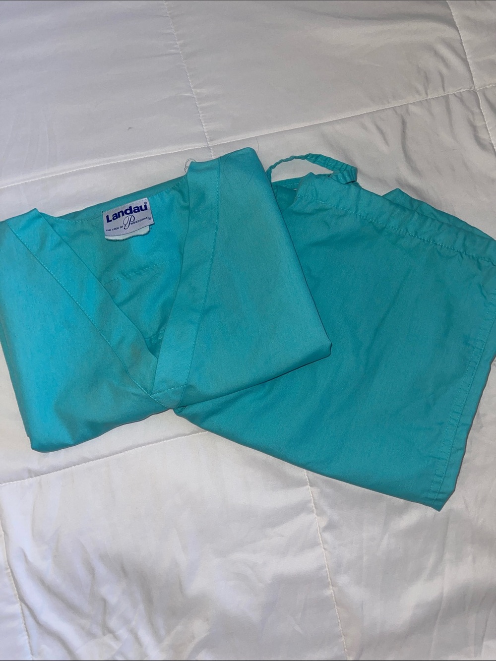 “Landau” Nurse Top & Drawstring Reversible Scrub Teal Set- Size Medium